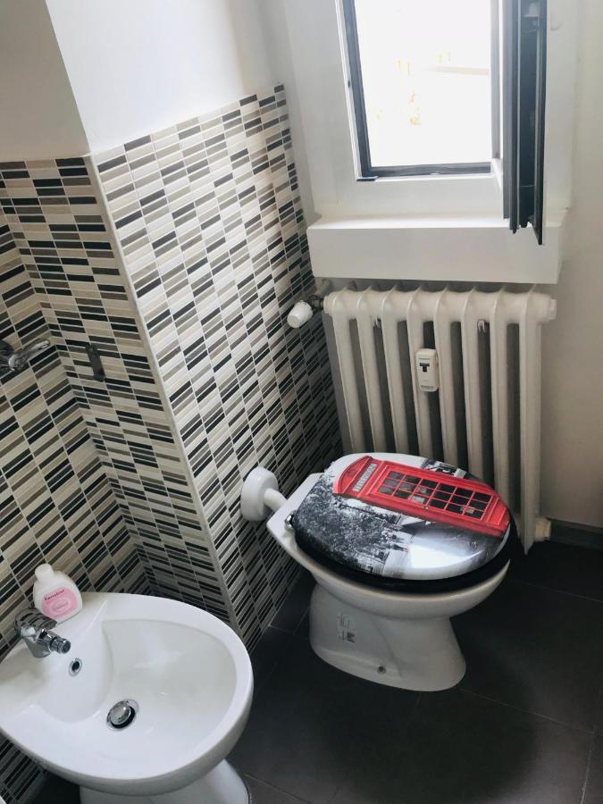 Cozy Apartment 3 Km Away From Duomo Milano Eksteriør billede